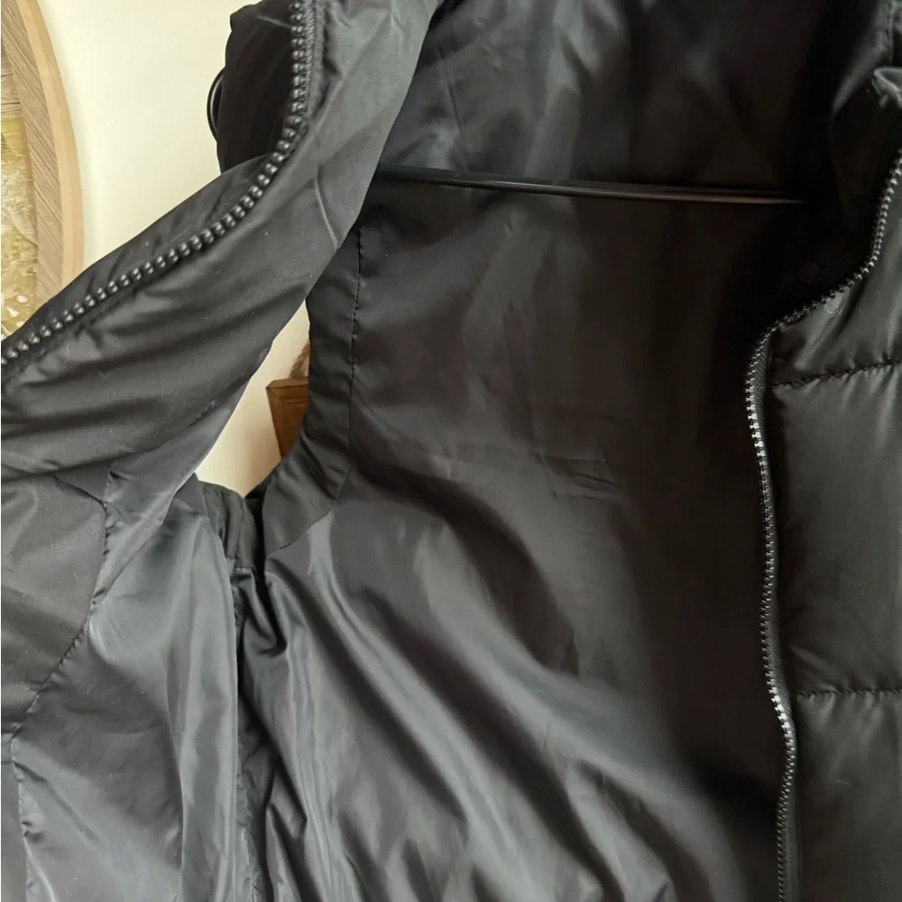 No Boundaries Charcoal Puffer Vest - Picture 3 of 5